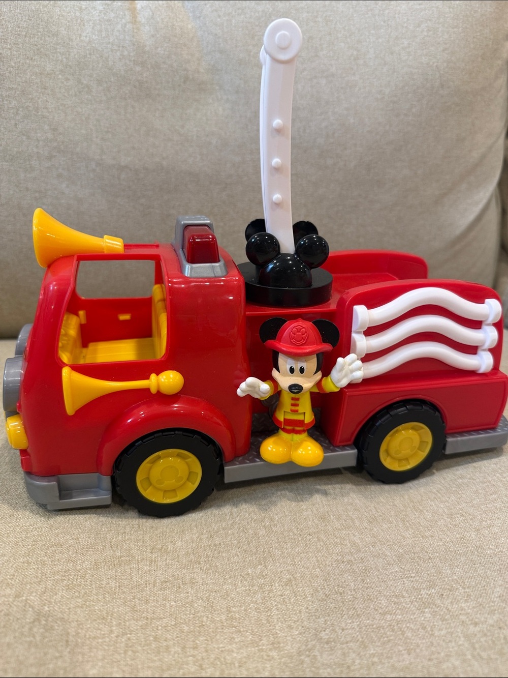 Disney Mickey Mouse Fire Engine Playset Toy with Mickey Figure